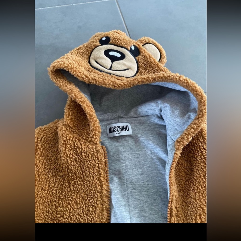 MOSCHINO AUTHENTIC BEAR ONESIE 6-9 months